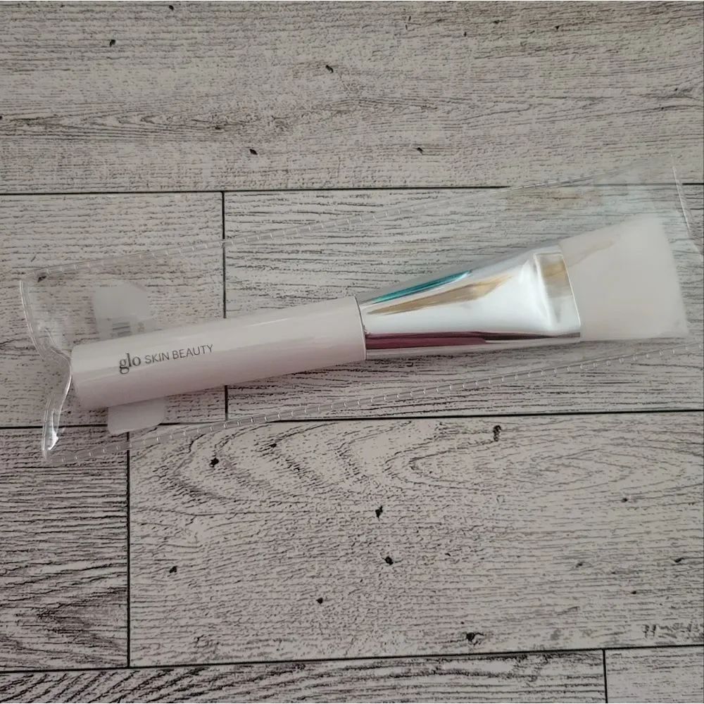 Glo Skin Beauty Large Mask Brush